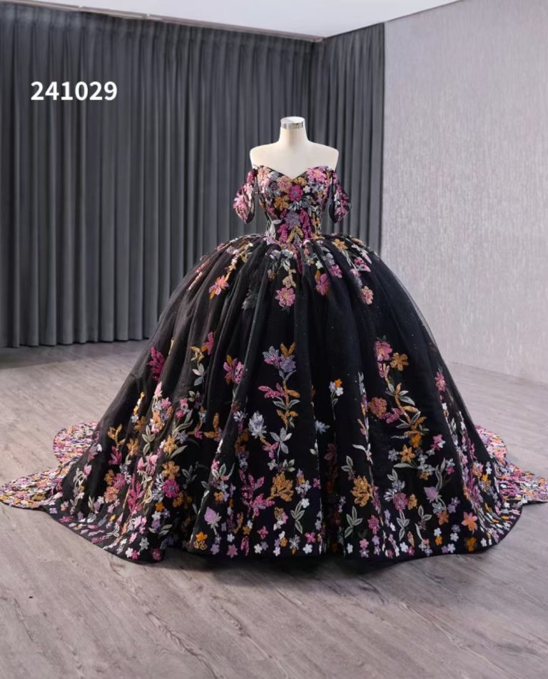 luxury model flower black sweep strain ball gown quinceanera dress 241029