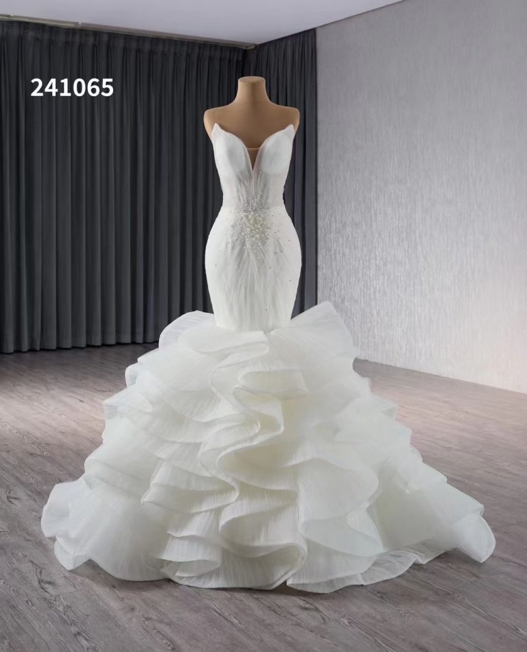 luxury model long mermaid sleeveless tiered wedding dress 241065