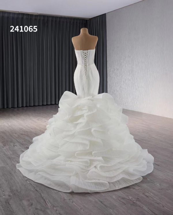 luxury model long mermaid sleeveless tiered wedding dress 241065