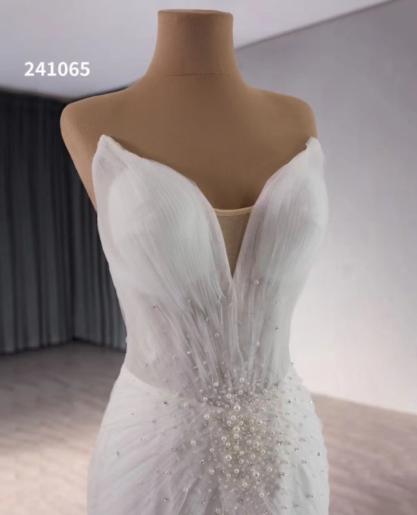 luxury model long mermaid sleeveless tiered wedding dress 241065
