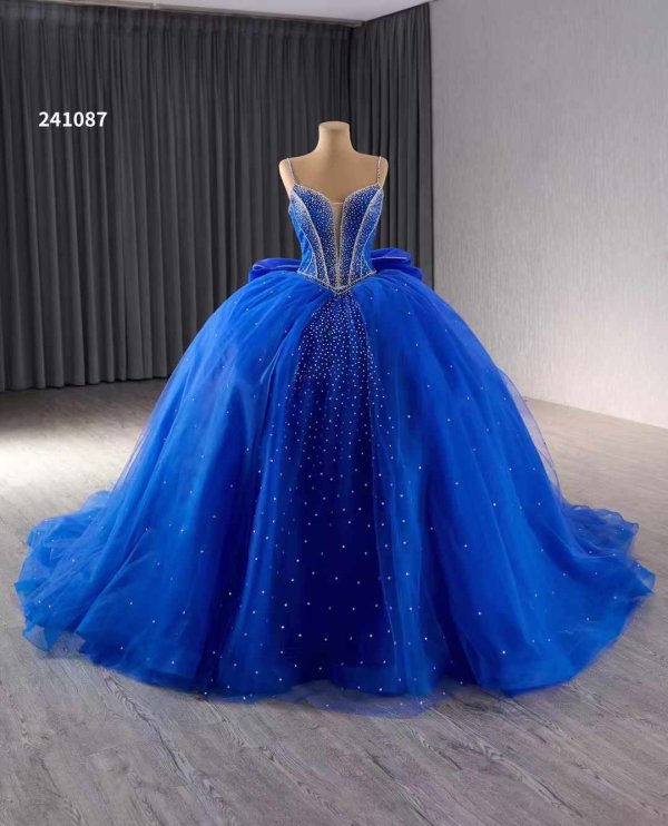 Luxury Model Ball Gown Sleeveless Spaghetti Quinceanera Dress241087