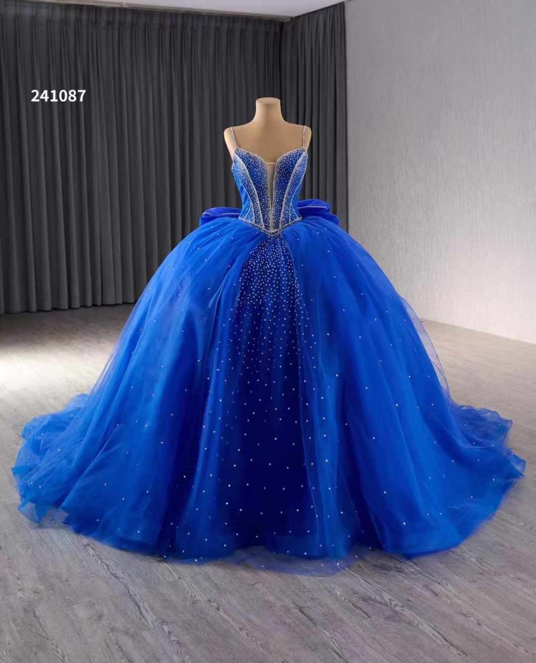 Luxury Model Ball Gown Sleeveless Spaghetti Quinceanera Dress241087