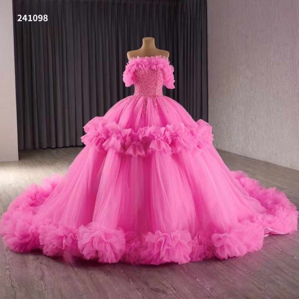 Luxury Model Ball Gown Sleeveless Ruffled Prom Dress 241098