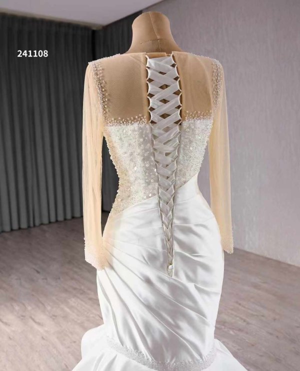 Luxury Model Long Sleeve Beading Mermaid Wedding Dress 241108