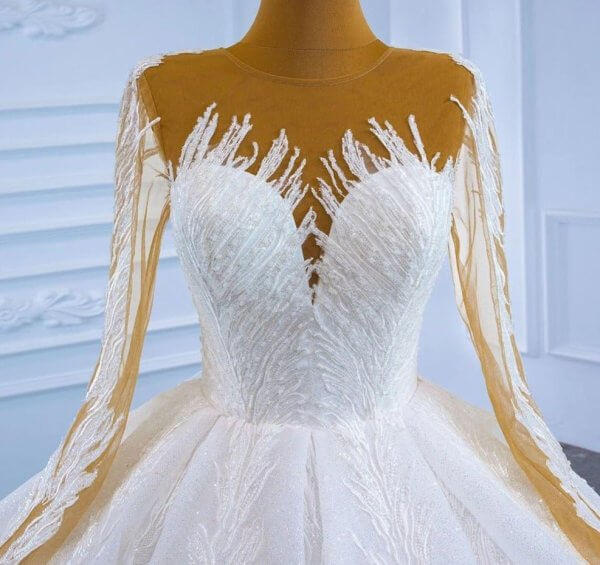 Luxury Model Long Sleeve Sparkly Wedding Dress 67235