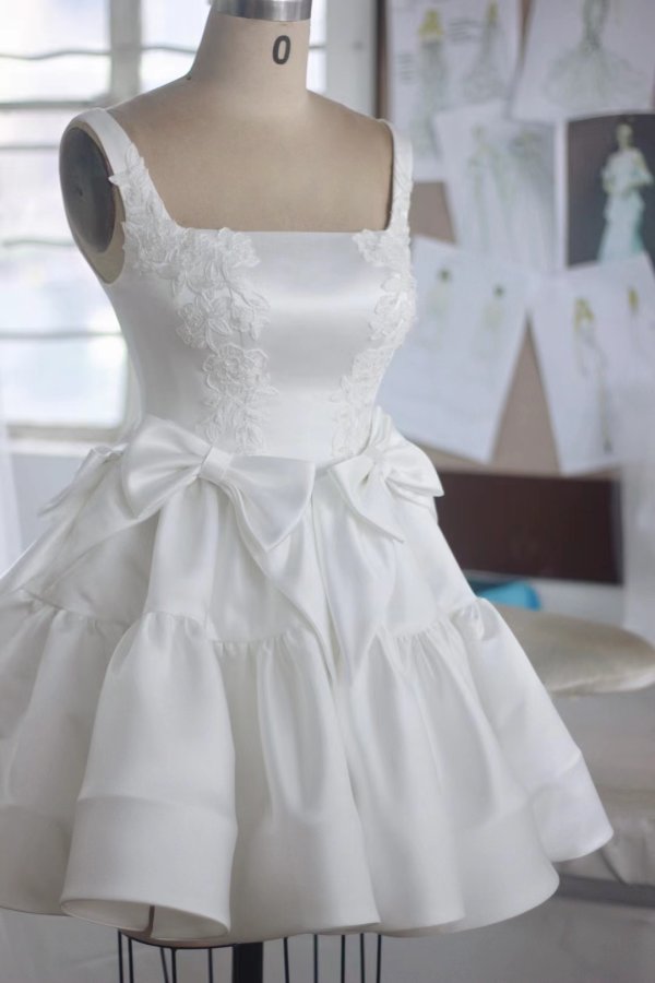 luxury model sexy short bow sleeveless wedding dress mo001