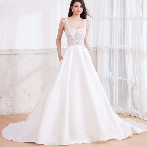 luxury model sexy beading stain a line wedding dress mo004