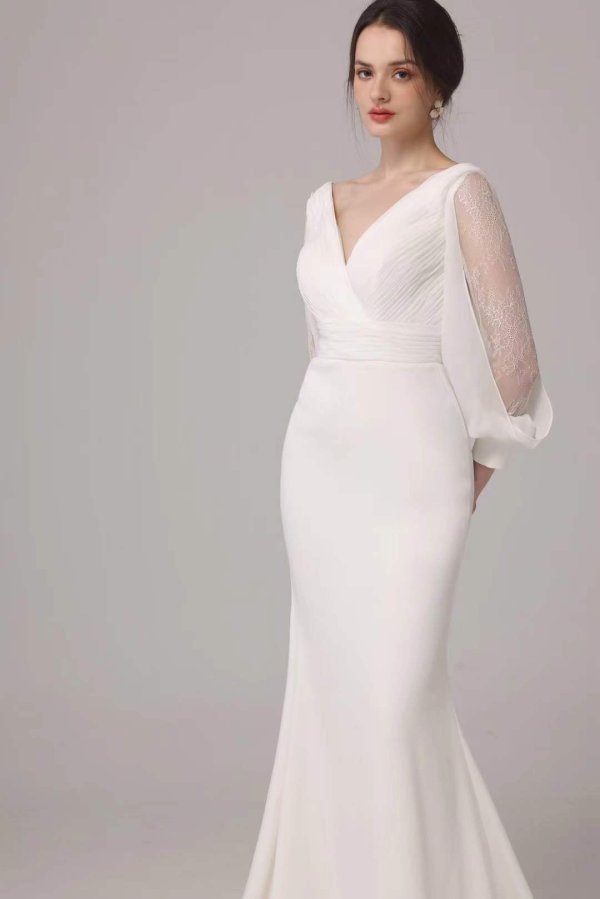 luxury model sexy long sleeve v neck wedding dress mo005