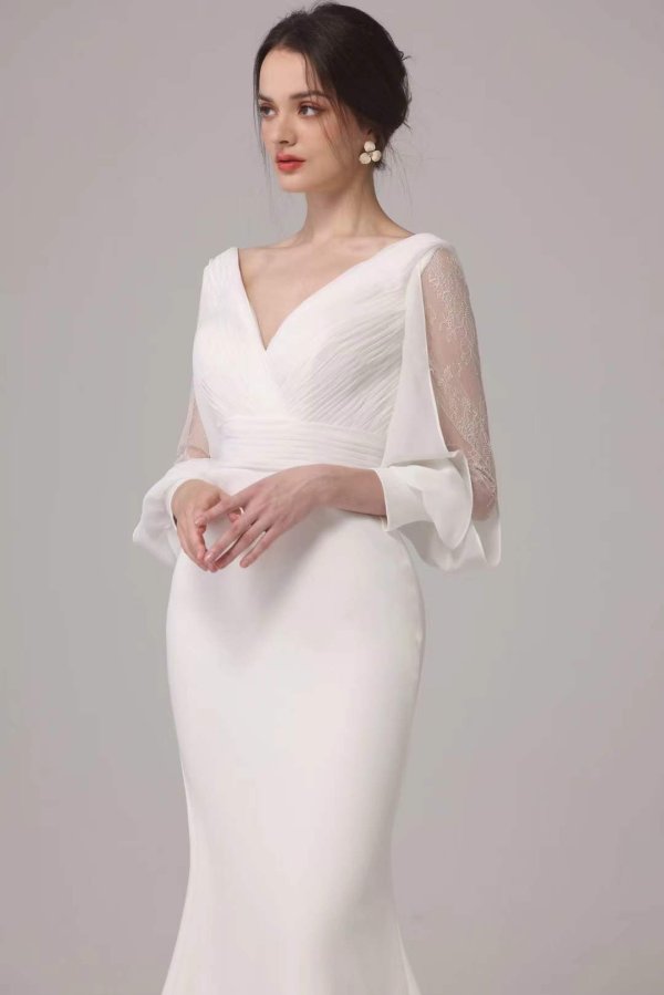 luxury model sexy long sleeve v neck wedding dress mo005