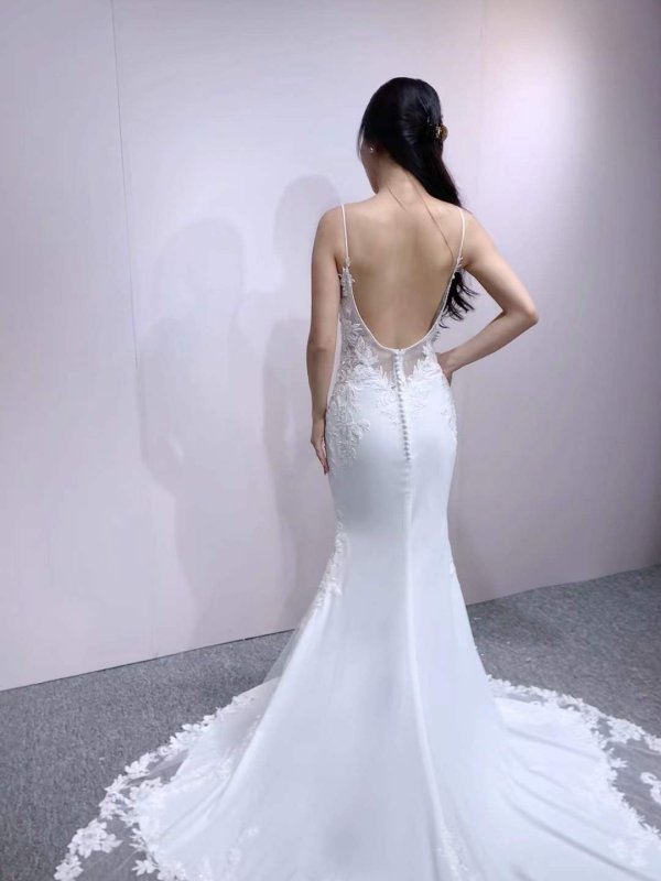 luxury model spaghetti lace mermaid wedding dress mo00 7