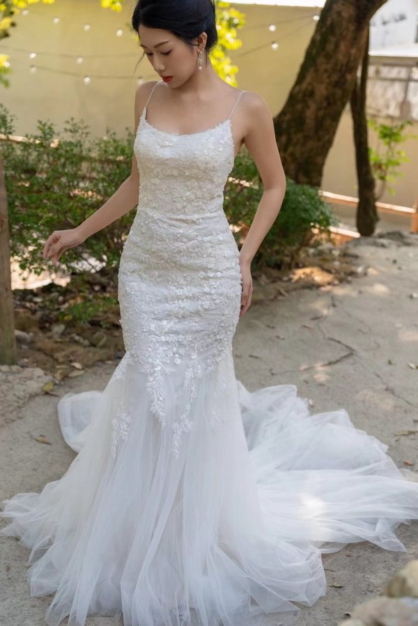 luxury model spaghetti scoop neck long mermaid wedding dress mo0017