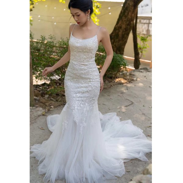 luxury model spaghetti scoop neck long mermaid wedding dress mo0017