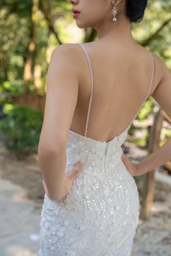 luxury model spaghetti scoop neck long mermaid wedding dress mo0017
