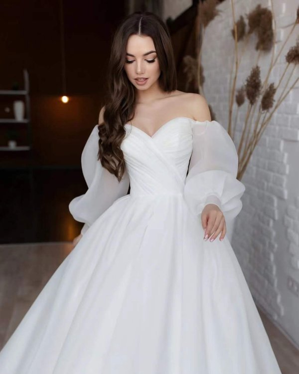 luxury model off the shouler long sleeve wedding dress mo0022