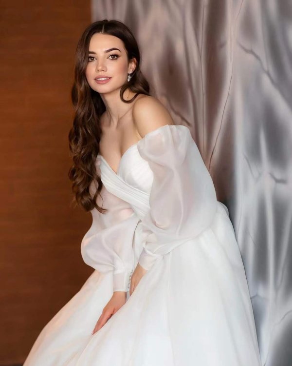 luxury model off the shouler long sleeve wedding dress mo0022