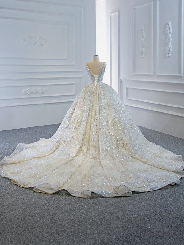 luxury model scoop neck sleeveless long ball gown wedding dress 67122