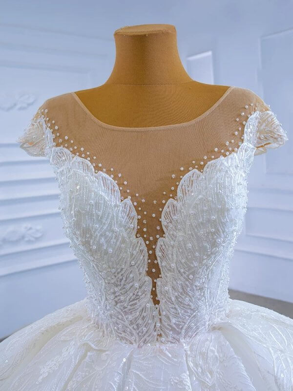 Luxury Model Sleeveless Ball Gown Wedding Dress 67306