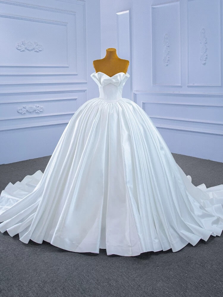 Luxury Model Sleeveless Ball Gown Wedding Dress 67349