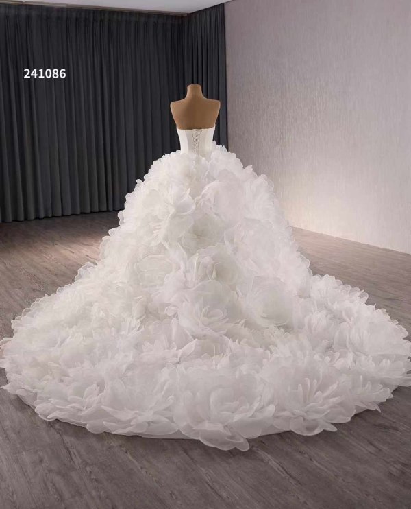 luxury model straight neck sleeveless flower ball gwon wedding dress 241086