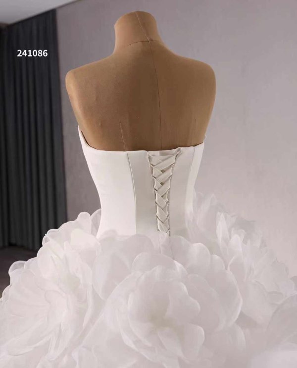 luxury model straight neck sleeveless flower ball gwon wedding dress 241086