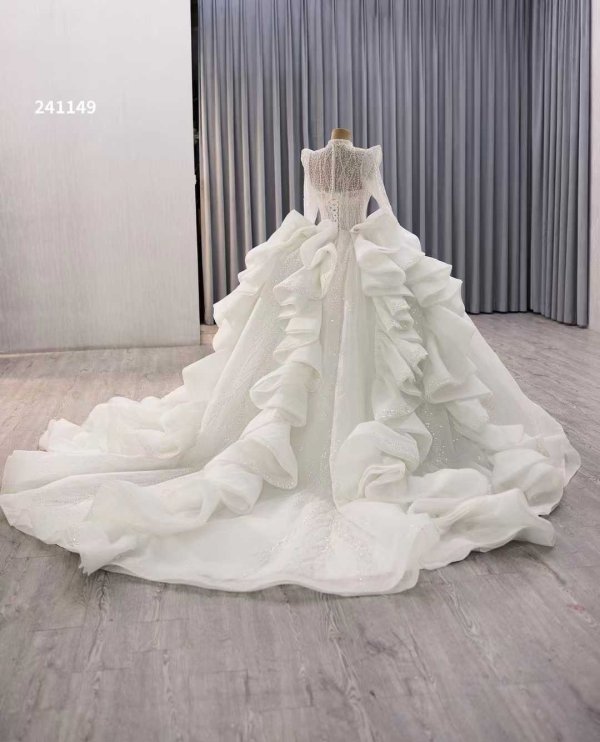 luxury model high neck long sleeve ball gwon wedding dress 241149