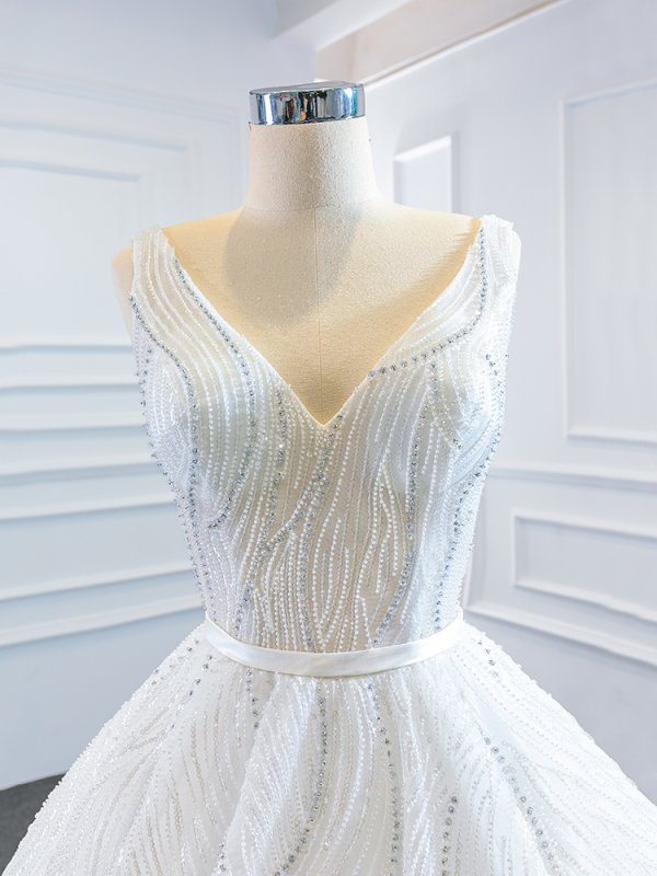 luxury model v neck sleeveless a line long wedding dress 67178