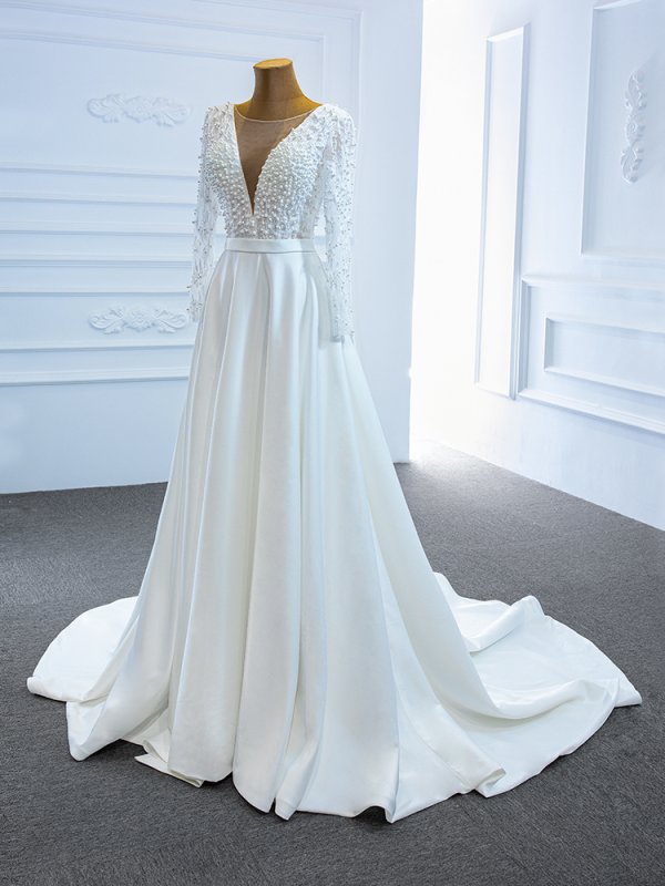 luxury model scoop neck long sleeve a line wedding dress 67197