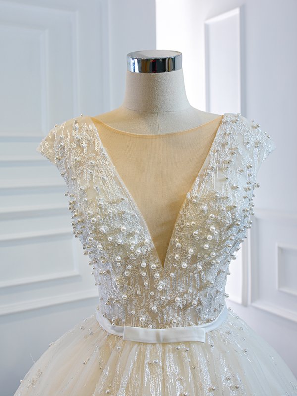 luxury model scoop neck sleeveless pearls long ball gown wedding dress 66904