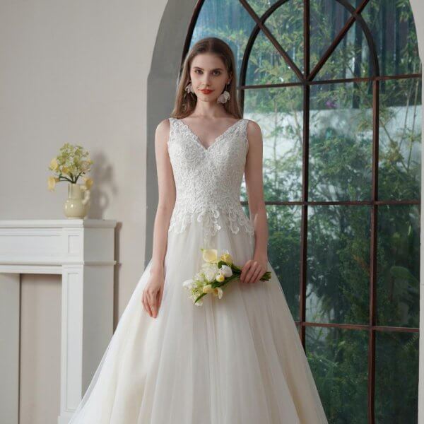 elegant a line wedding dress sleeveless v neck tull applique bridal dress 127247