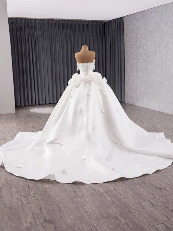 luxury model sweetheart neck sleeveless 3d flower stain ball gown wedding dress 241140