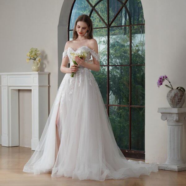off the shoulder a line wedding dress sweetheart neck lace applique bridal dress bd25012