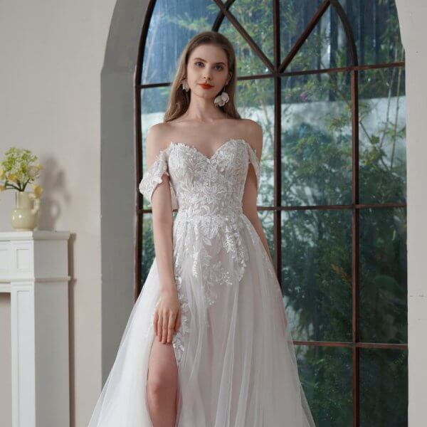 off the shoulder a line wedding dress sweetheart neck lace applique bridal dress bd25012